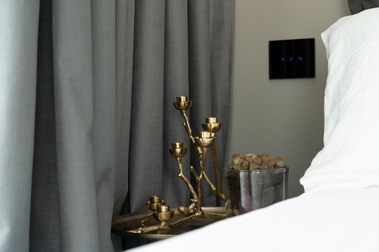 Piccola Maesta' Boutique Rooms チヴィタノーヴァ・マルケ エクステリア 写真