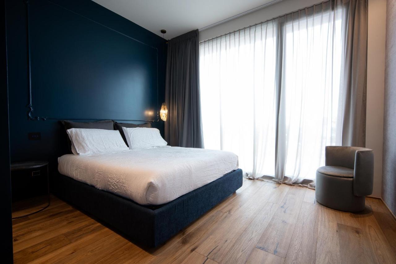 Piccola Maesta' Boutique Rooms チヴィタノーヴァ・マルケ エクステリア 写真