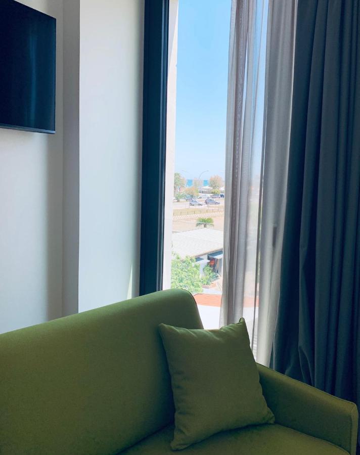 Piccola Maesta' Boutique Rooms チヴィタノーヴァ・マルケ エクステリア 写真